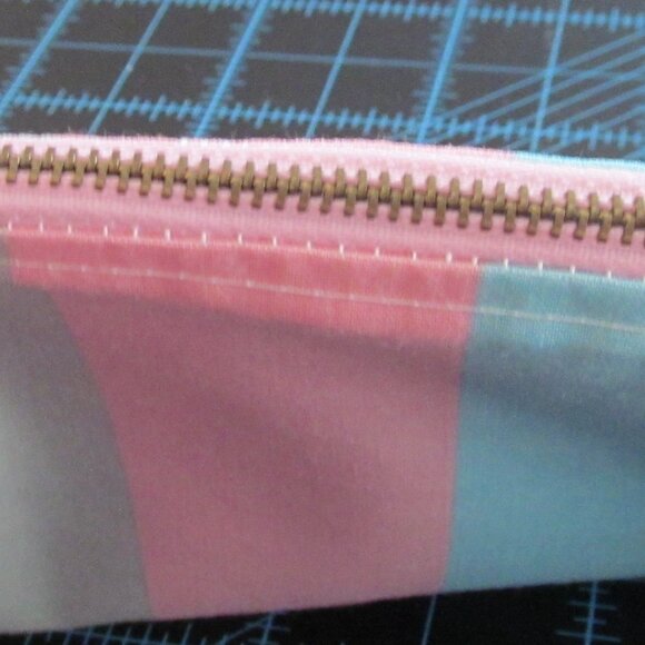 Zipper Pouch Item #124124 - Picture 4 of 4